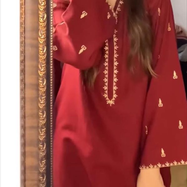 Aghanoorbd – Stitched Kameez & Pant (2-Piece Set)